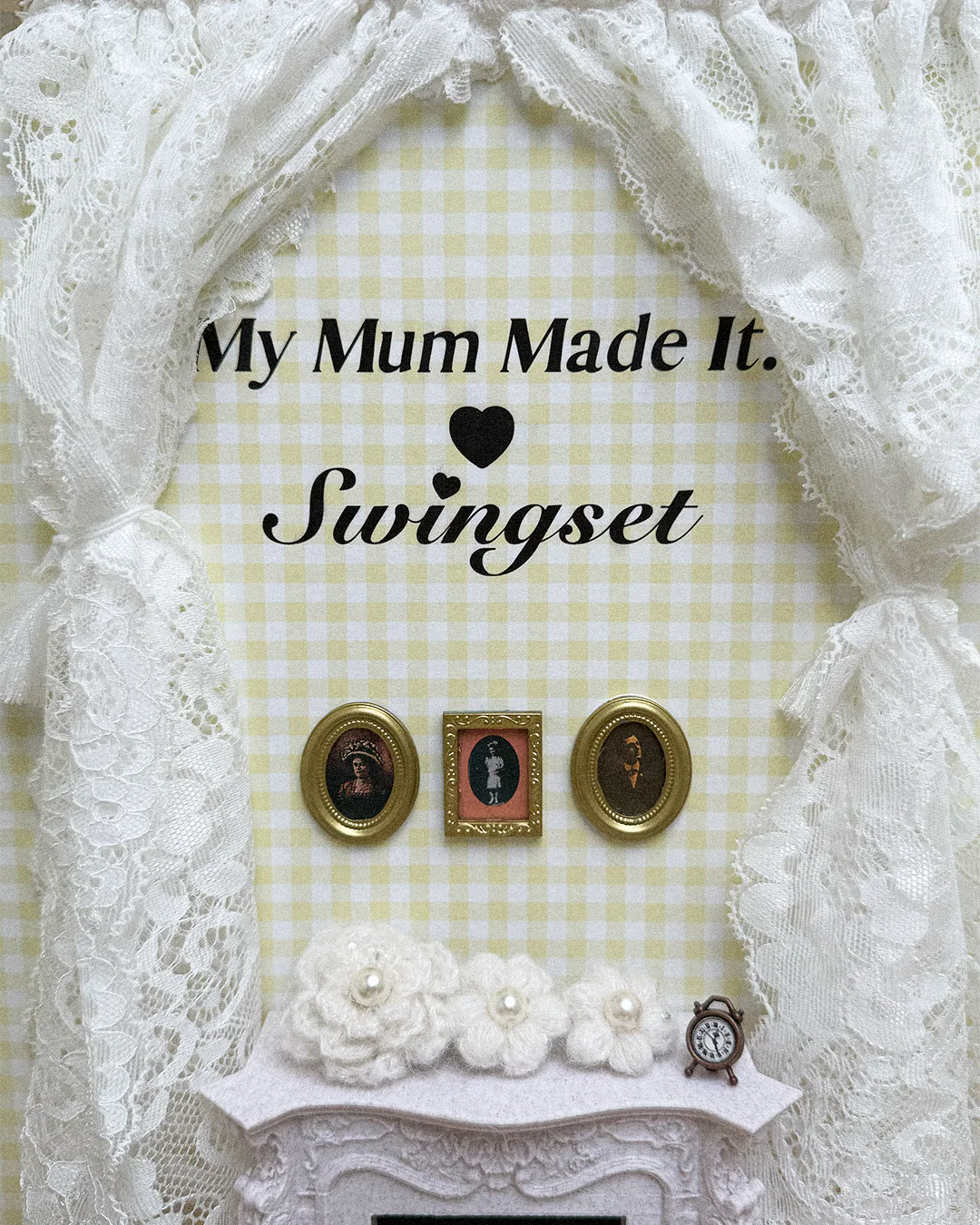 Crochet Pearl Flower Hair Pin - Image 6