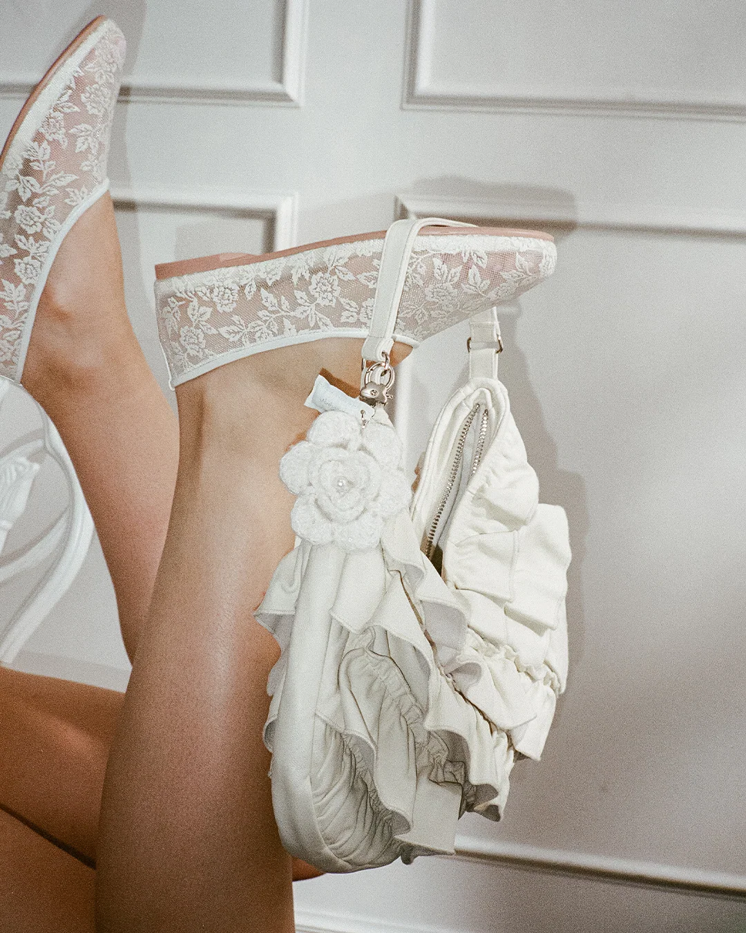 Crochet Pearl Flower Key Ring - Image 3